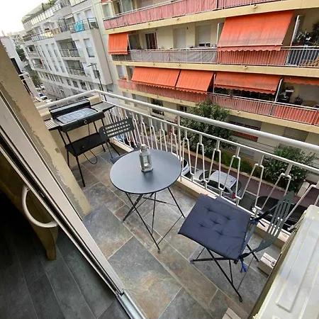 La Perle De Juan Train Station 400m Away 9 Min Walk Antibes